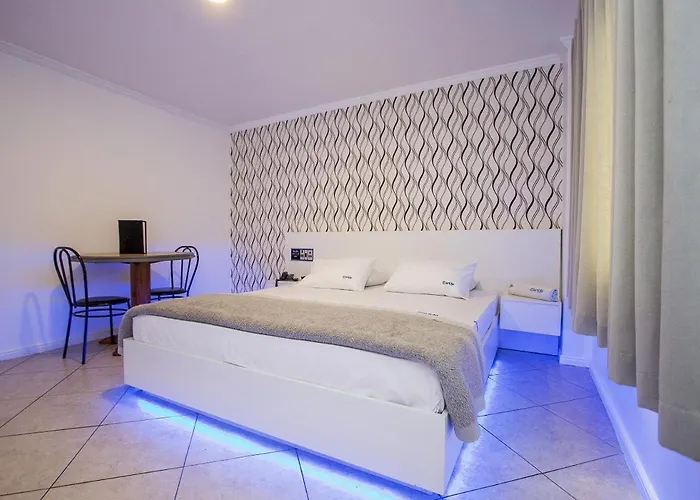 Carícia Hotel (Adult Only)