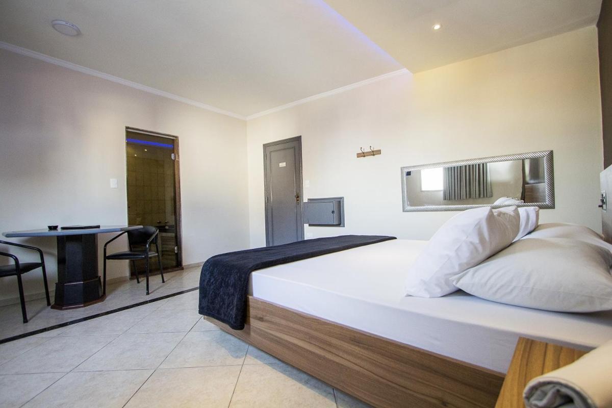 Caricia (adults Only) Hotel do amor *